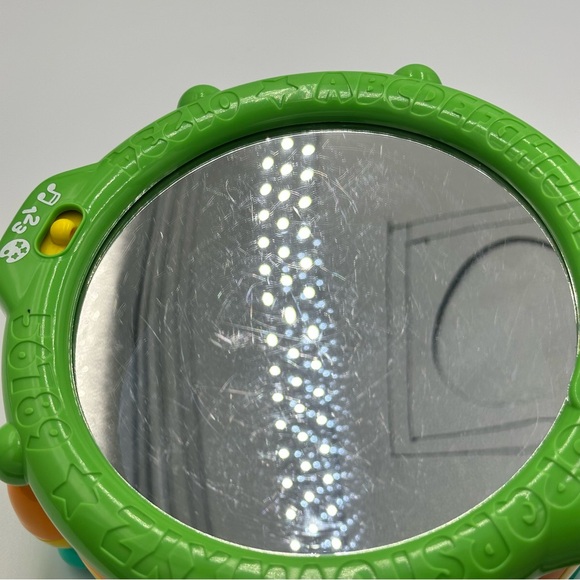 Bright Starts Light & Learn Drum with Melodies Lights and Sounds Age 6+ Months - Picture 7 of 12